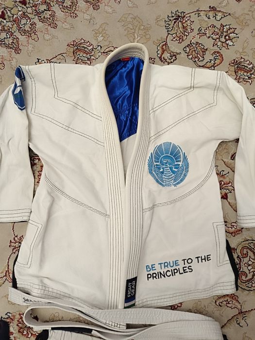 Срочно продается кимоно