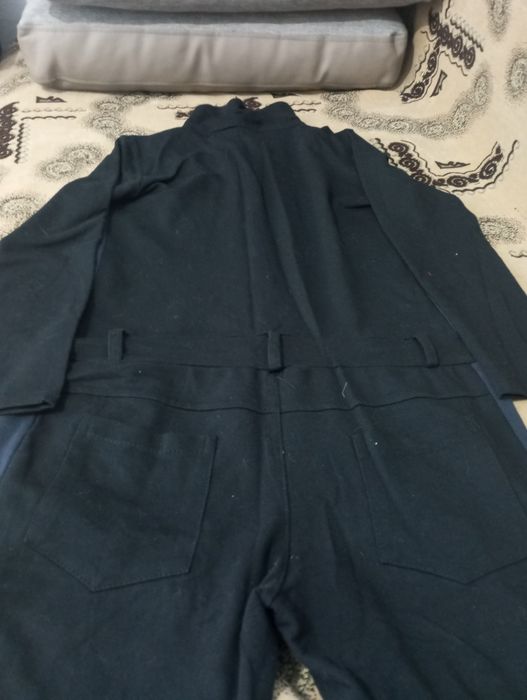 Salopetă sport mărimea L-XL