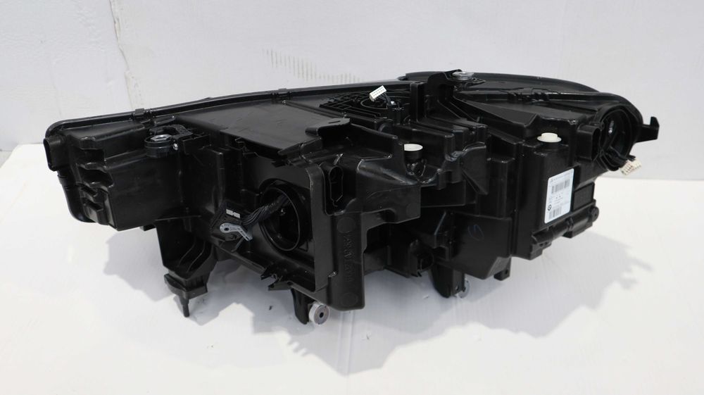 Десен фар Лед БМВ Х7 Г07 BMW X7 G07 със завиване, европейски