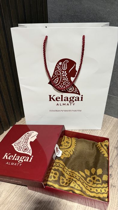 Шелковый платок Kelagai