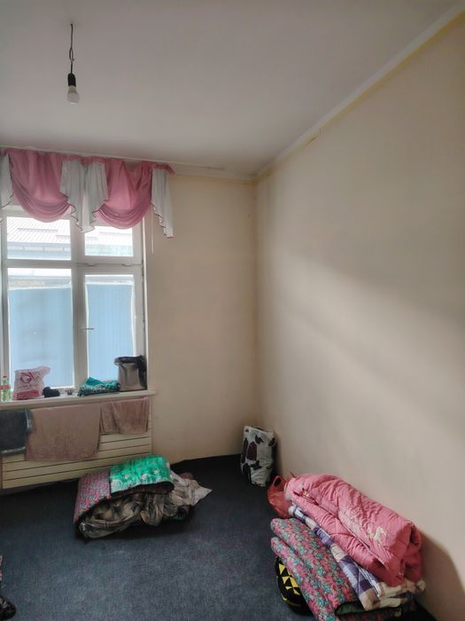 Продаётся  участок 6сотки земли 6ти ком в Сергели Янги хаёт.ул Чартак