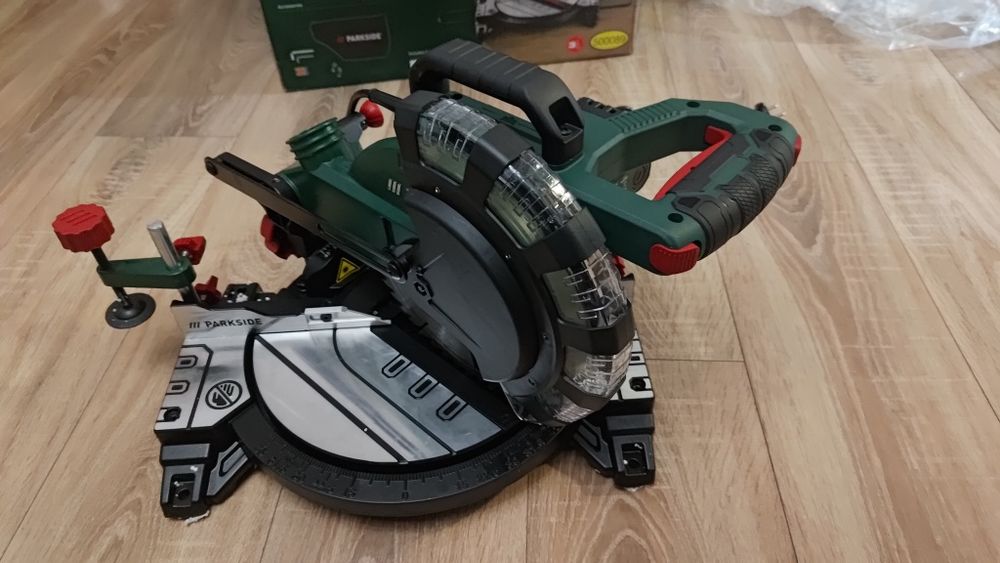 Vand fierăstrău unghiular Parkside