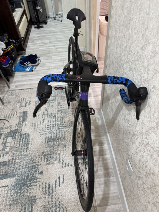 Продам шоссейный велосипед R12