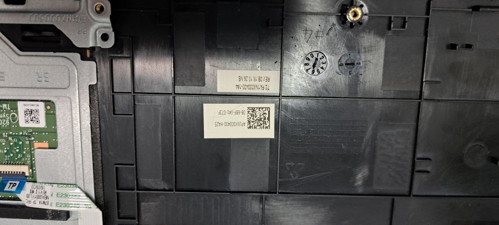 Tastatura ACER LV5T_A51B cu carcasa si touchpad Synaptics TM-P3218-003