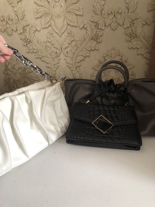 Сумка бу в хорошие красивые на любой праздник на любой образ подходит