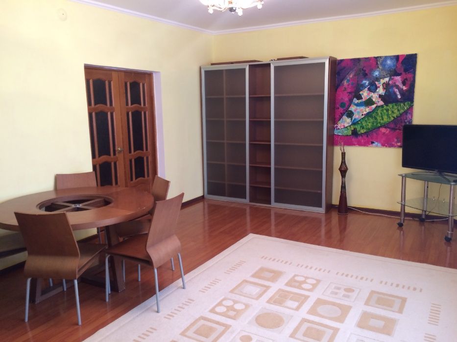 Продается квартира Кулманова 107