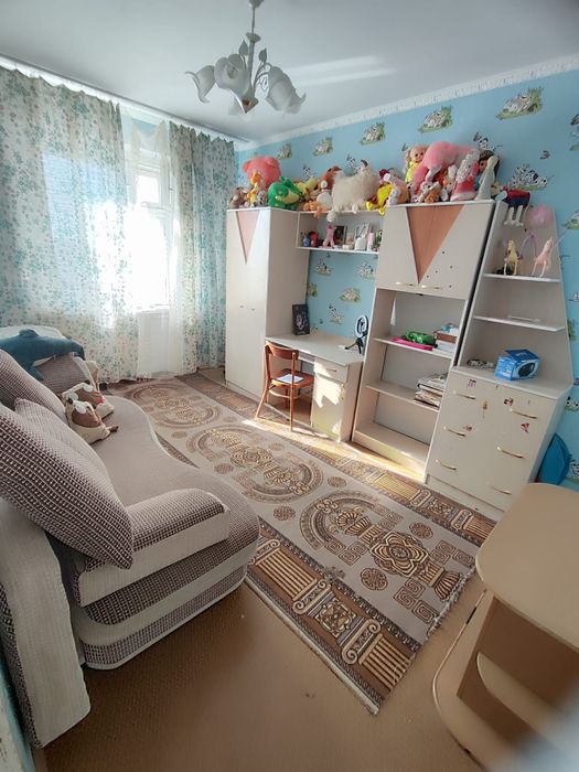 Продам 3 х комн квар. 6-87,  5 этаж.