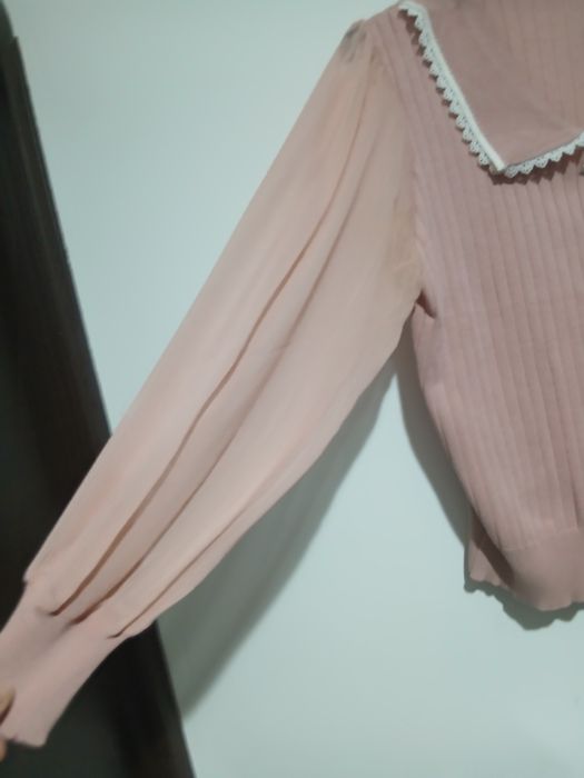 Bluza fete marca Sinsay masura 38/M maneci transparente stare perfecta