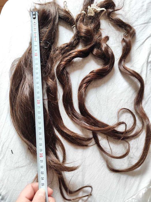 Продавам естествена коса