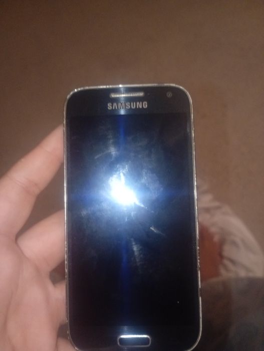 Telefon samsung.