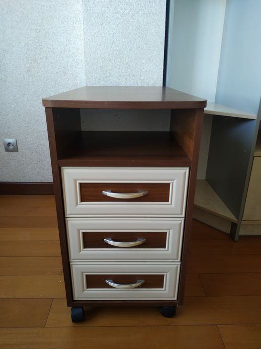 Детская кровать с матрасом