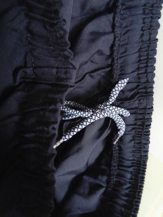 Шорты спортивные,размер S.Новые!