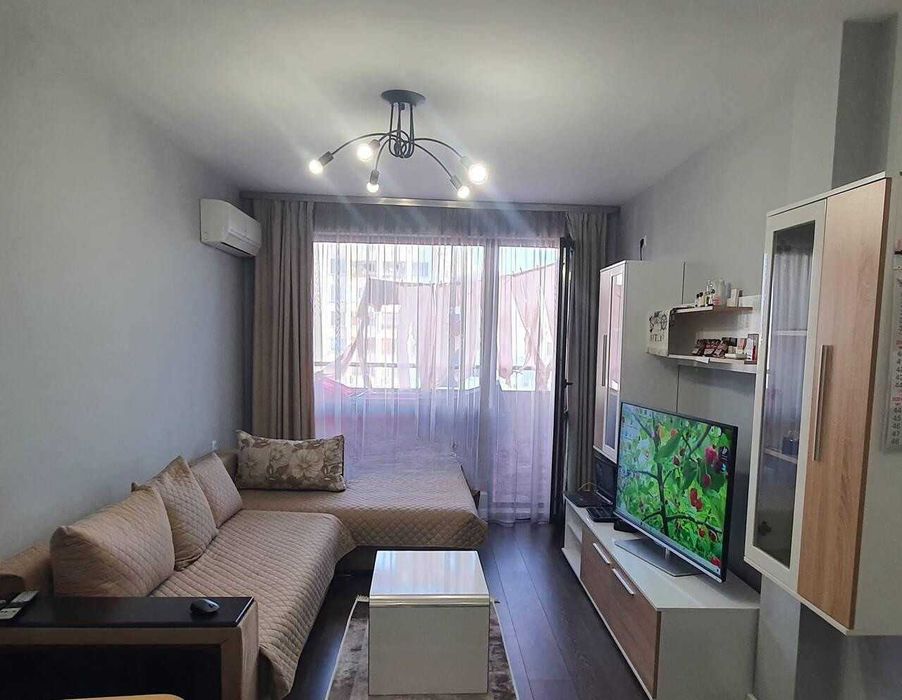 Продава се Двустаен апартамент в Пловдив, Тракия - 75 кв.м за 1714 €/кв.м - Снимка #2