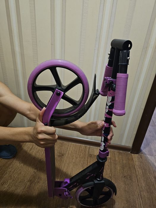 Продам классный самокат