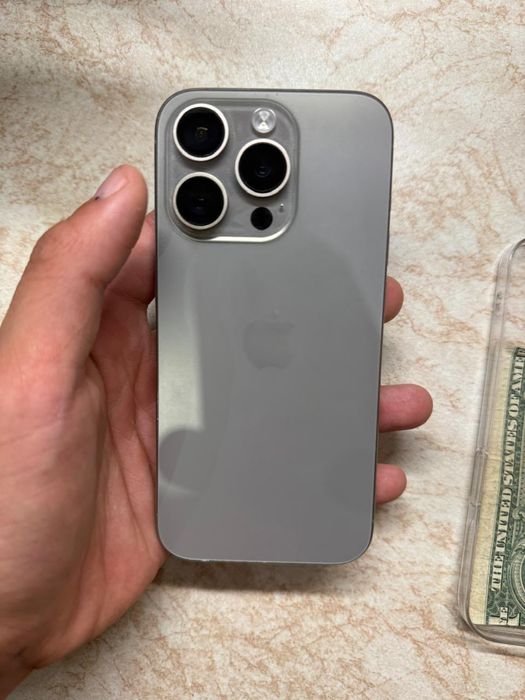 Iphone 15 pro , 128, 82 akb
