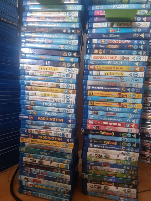 Lot 2,000 Blu-ray Engleză – Marvel, Avatar, Star Wars – 4,000€