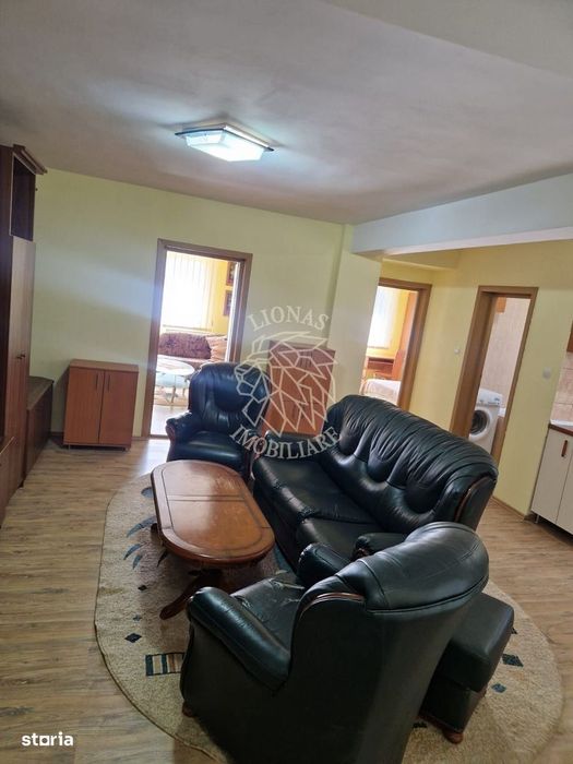 Apartament 3 camere 70 mp-2 balcoane-etaj 1-parcare-Unirea