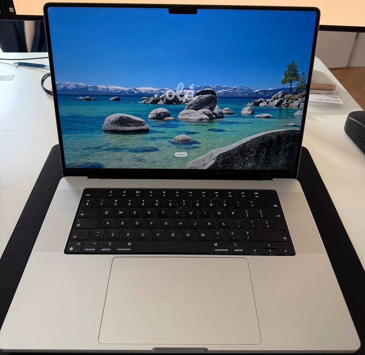apple macbook pro m2 - Laptopuri oferte online | OLX.ro