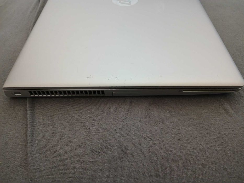 Лаптоп HP 512GB i5 8GB Ram