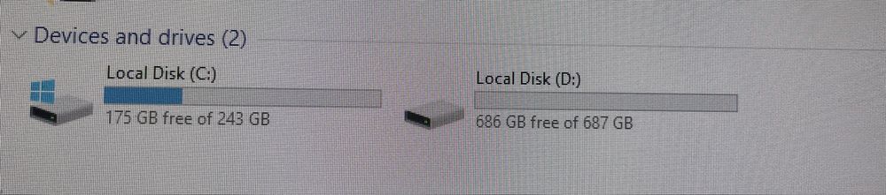 Настолен компютър + монитор