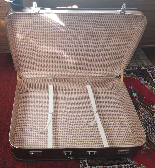 Ретро куфар от 70-те години