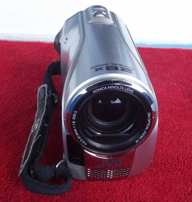 JVC GZ M90E камера