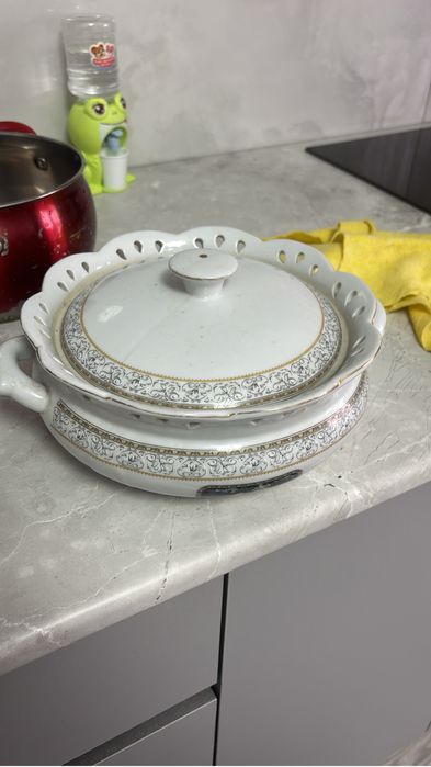 Кастрюля продам.