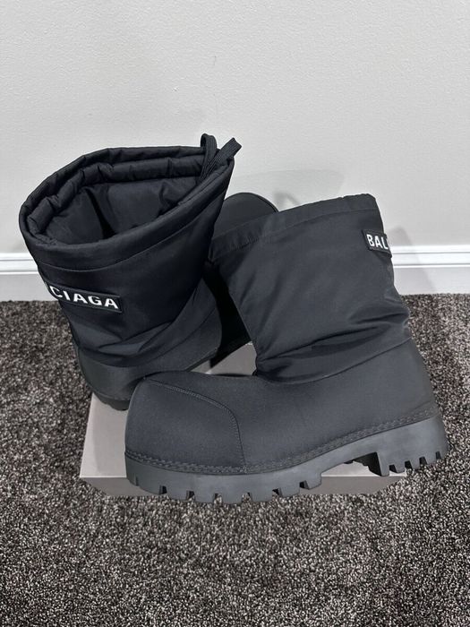 Balenciaga Alaska Boots Black