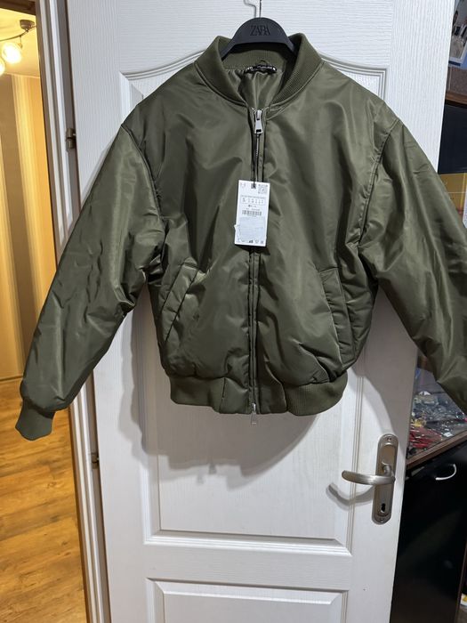 Чисто нови, къси, мъжки якета ZARA в размер S