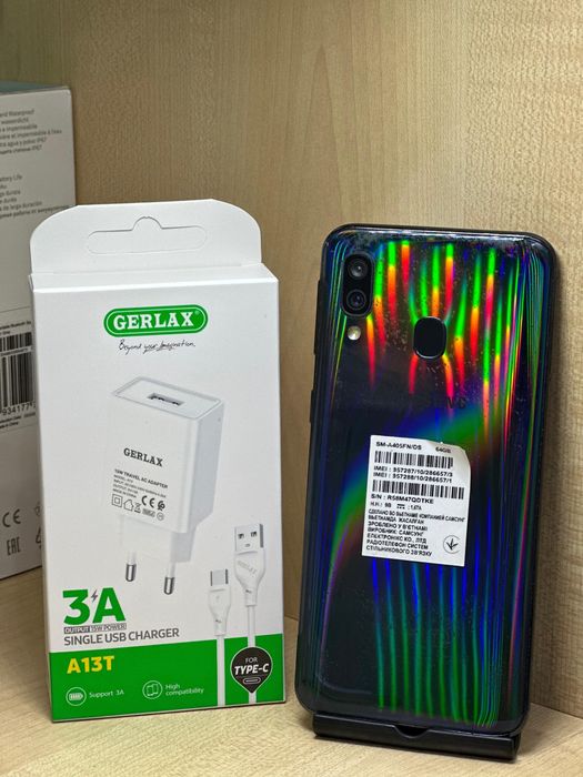 Samsung Galaxy A40-64gb