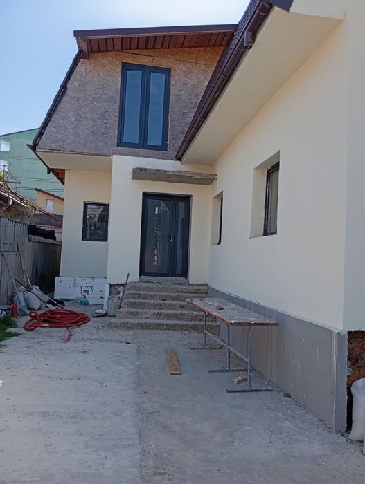 Casa de vanzare ( zona EDEN )