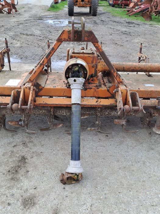 Freza grapa agricola rotativa Prapor • OLX.ro