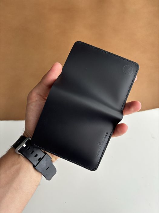 Portofel slim buletin nou din pielea naturala realizat manual