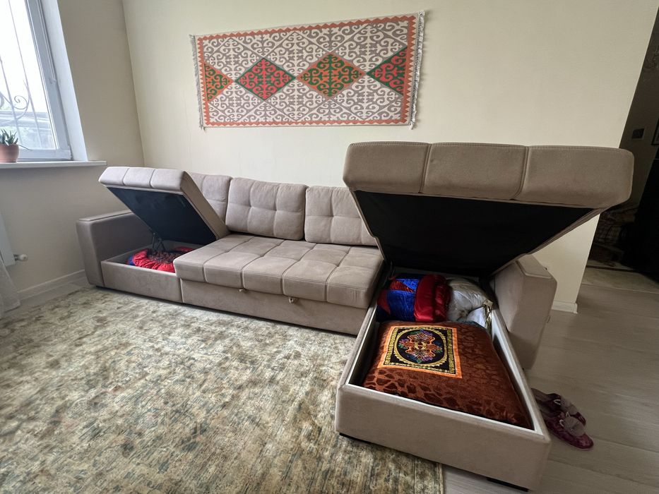 Диван угловой большой