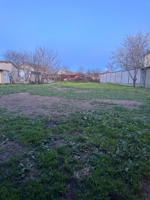 casa 6 camer plus  teren 860 m desch 17 m