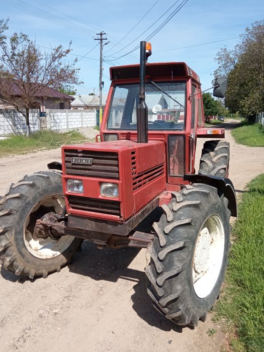 Tractor Fiat 880 DT 5 4x4