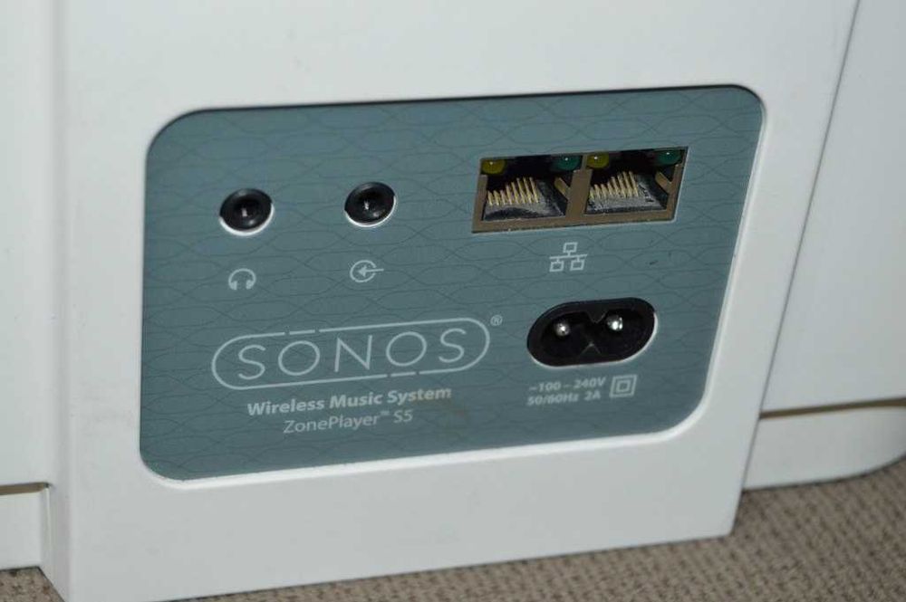 Boxe SONOS Play 5 internet radio prin app