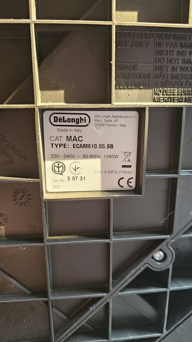 Espressor automat cafea DeLonghi PrimaDonna Soul ECAM 610.55 SB