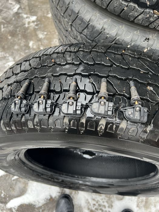 Продам оригинальные датчики давления TOYOTA.