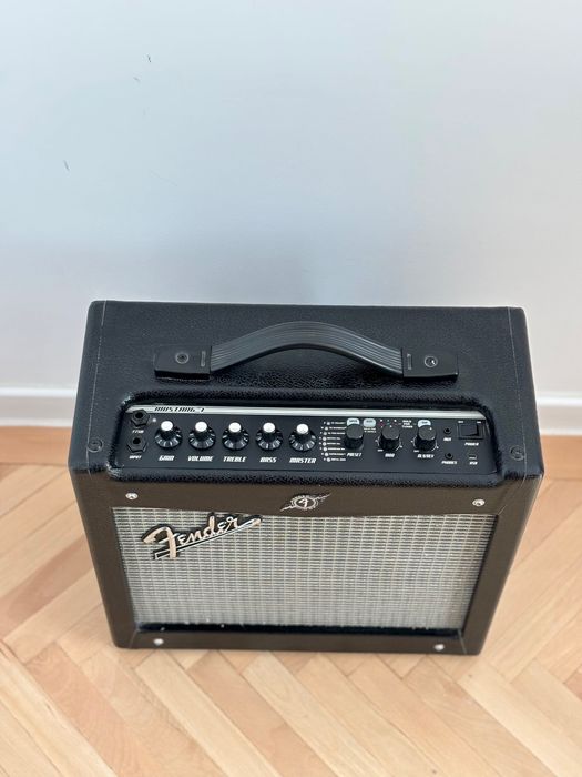 Amplificator chitara electrica Fender Mustang 1 v2