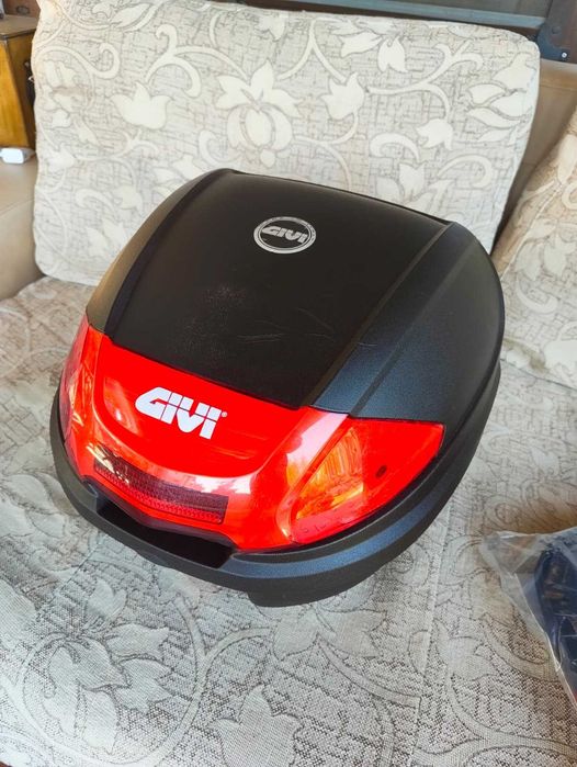 Top-case moto Givi E300N2 Monolock (30L)