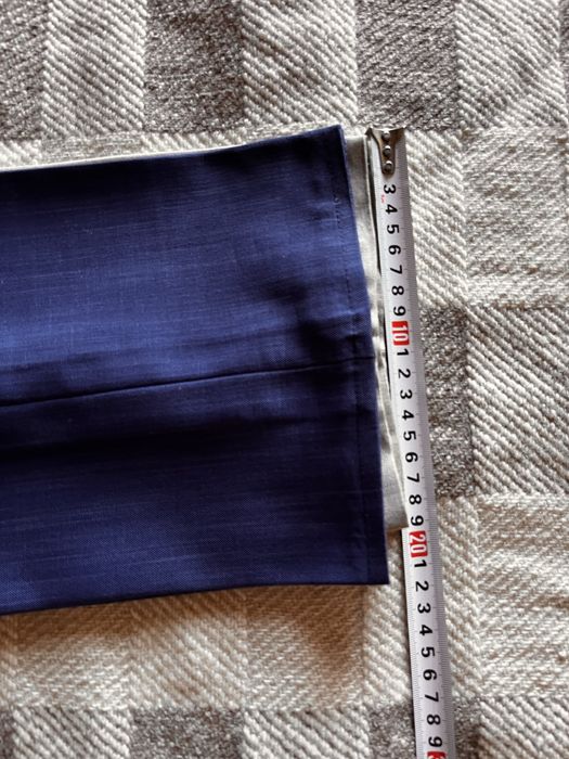 Класическо синьо. Дамски костюм с пола и два панталона