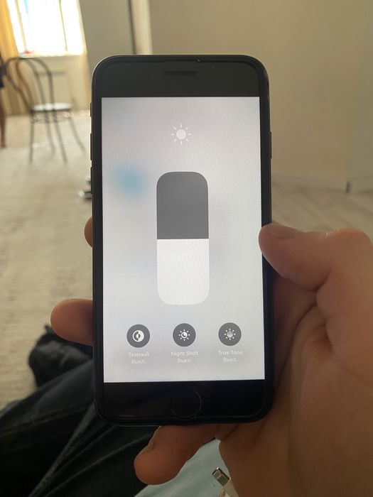 Айфон 8 срочна обменде бар