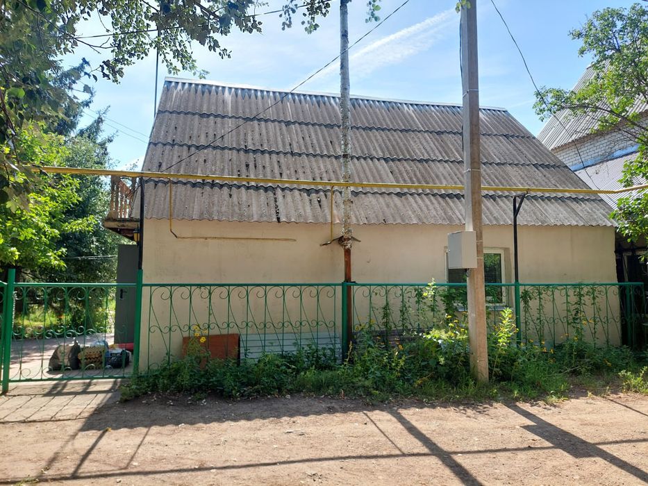 Дом 3 комнатный, земельный участок 12 соток