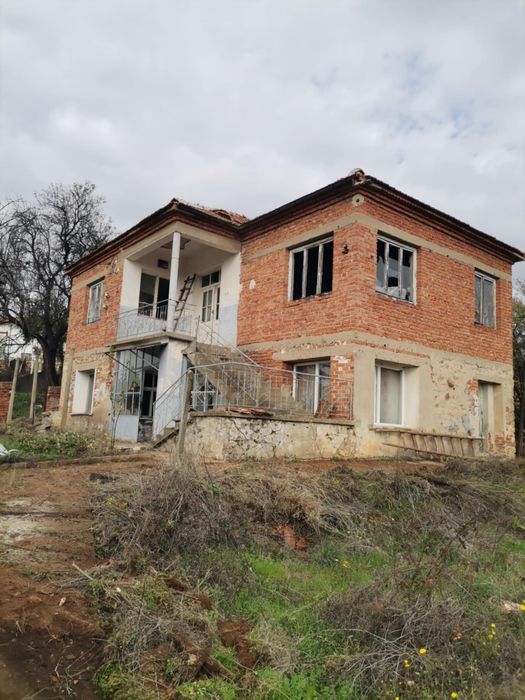 Продава се Къща в Свиленград - 200 кв.м за 281 €/кв.м - Снимка #1