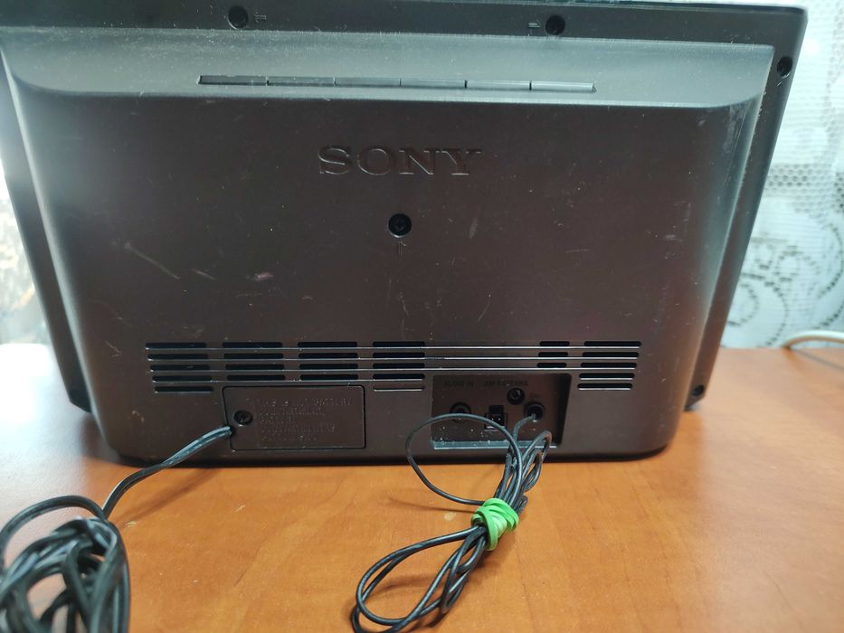 Radioceas cu alarmă Sony ICF-DS15iP conector dock iPhone iPod