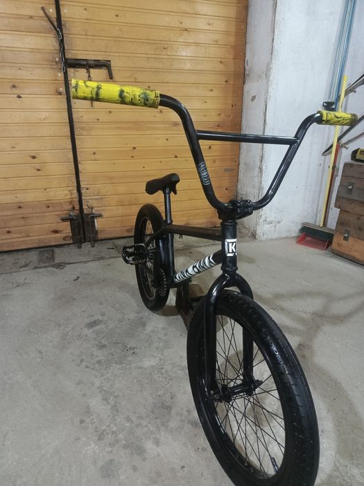 Велосипед kink BMX