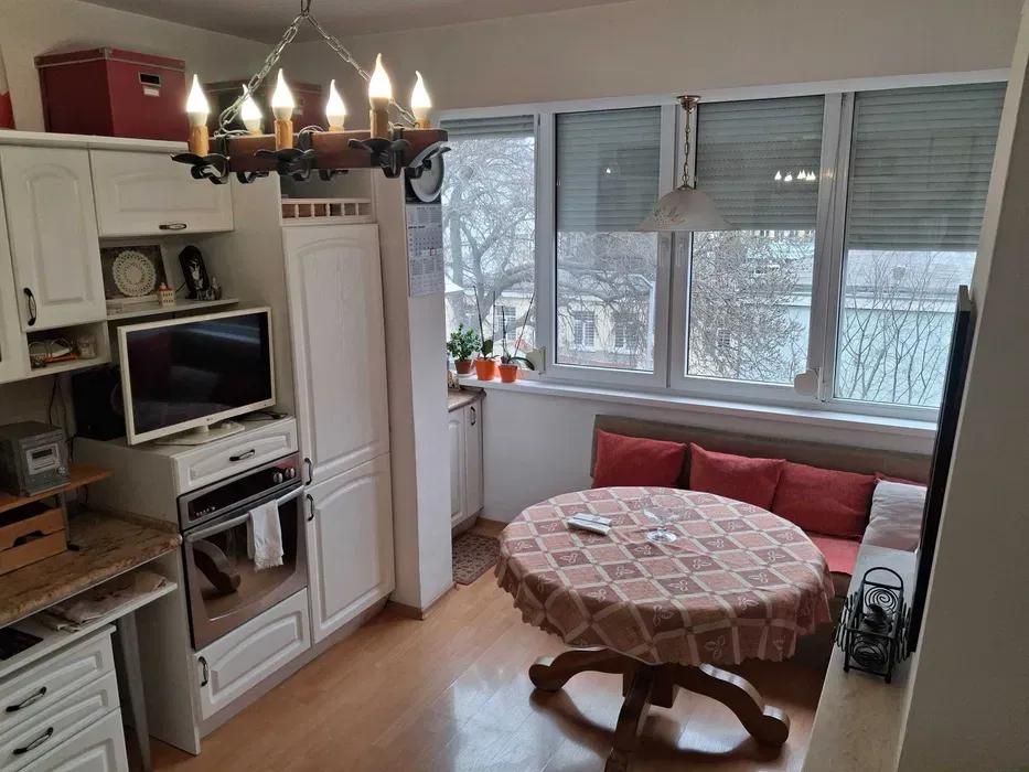 Тристаен апартамент, под наем, кв. Аспарухово