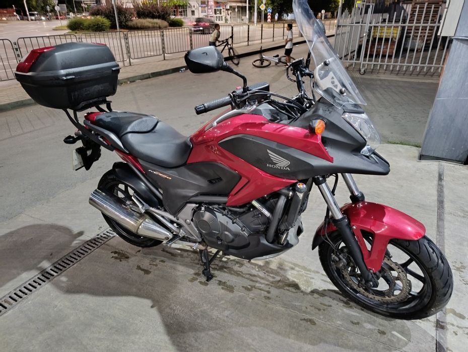 Продавам Honda NC 750 X