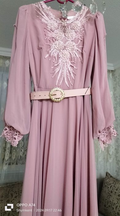 Вечерние женский  платья